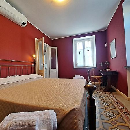 Casa Nini - Holidays In Oltrepo Torrazza Coste 外观 照片