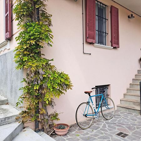 Casa Nini - Holidays In Oltrepo Torrazza Coste 外观 照片